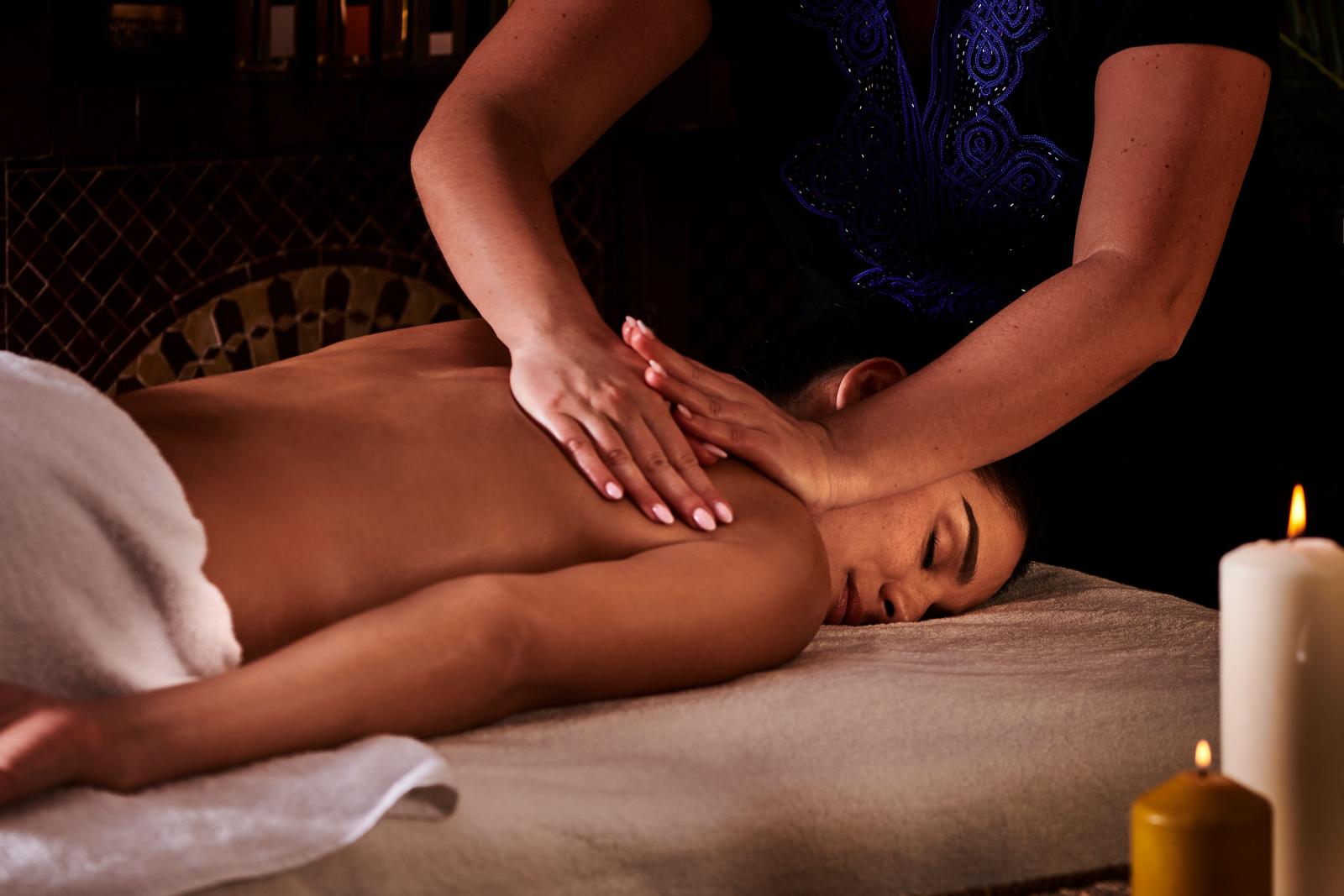 Massage à la bougie Les Cent Ciels Massage à la bougie Les Cent Ciels